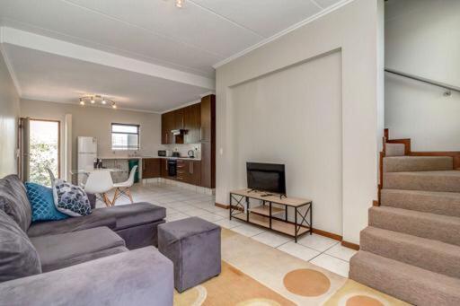 Sisonke Apartment Monte Sandton Zewnętrze zdjęcie