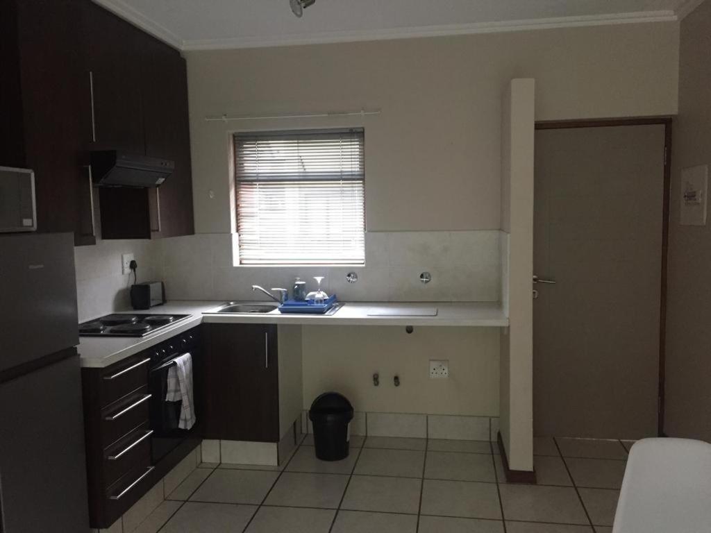 Sisonke Apartment Monte Sandton Zewnętrze zdjęcie