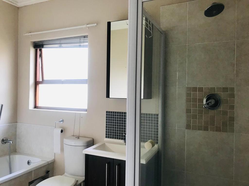 Sisonke Apartment Monte Sandton Zewnętrze zdjęcie